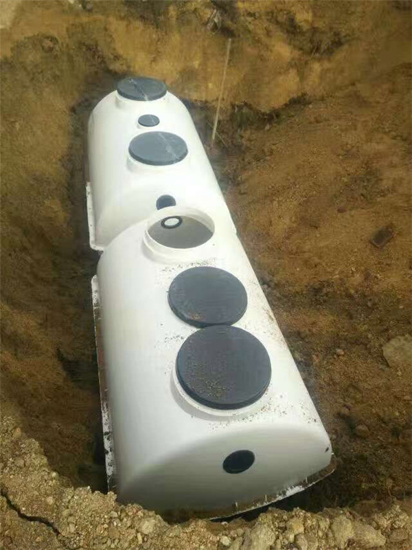 模壓化糞池施工